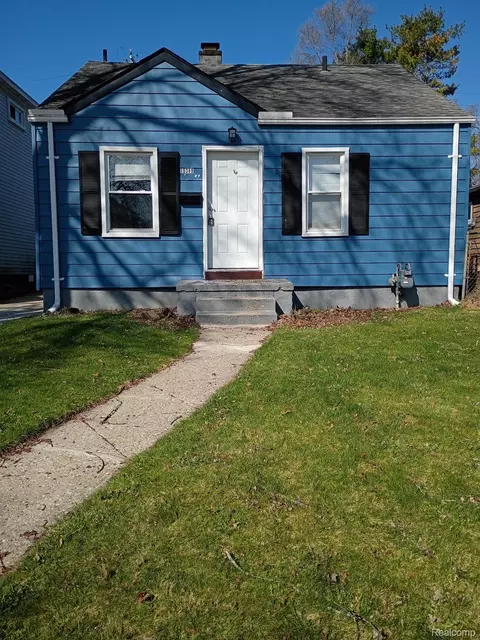 15389 Dixie, Redford, MI 48239