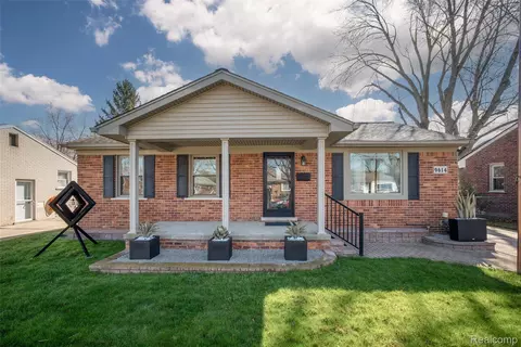9614 Shadyside St, Livonia, MI 48150