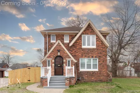 18516 Prairie St, Detroit, MI 48221
