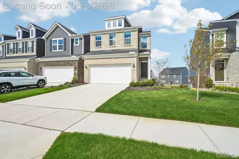 1434 Superior Dr, Milford, MI 48381