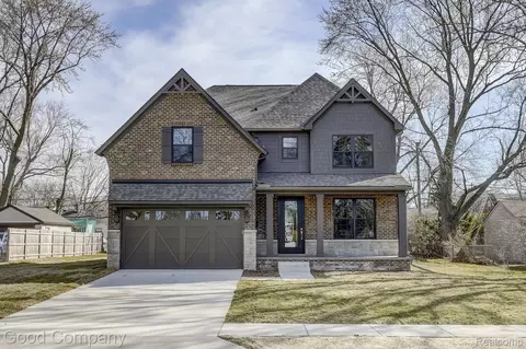 2418 Shenandoah Dr, Royal Oak, MI 48073