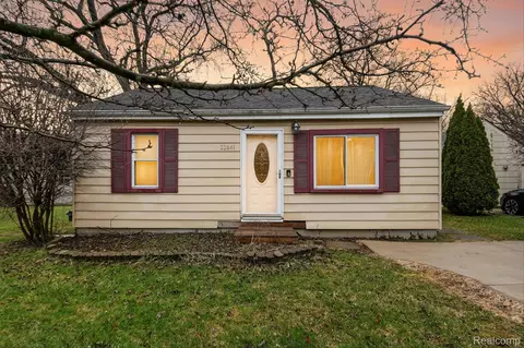 22641 Tulane Ave, Farmington Hills, MI 48336