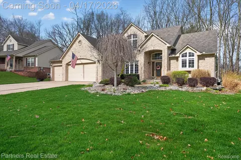 112 Summer Shade Dr, Marion, MI 48843