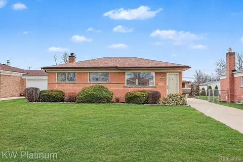 13635 Edwin Ct, Warren, MI 48088