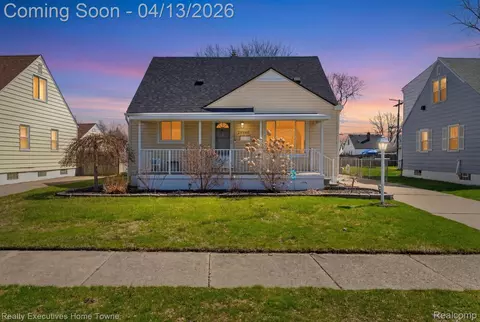 29940 John J St, Roseville, MI 48066