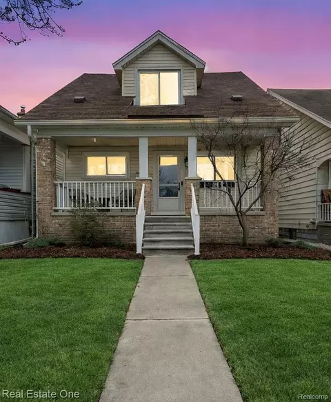 22923 Columbia St, Dearborn, MI 48124