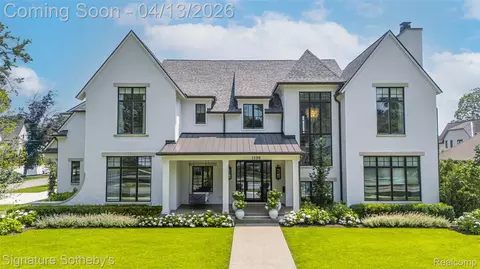 1398 Chesterfield Ave, Birmingham, MI 48009