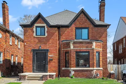 17150 Santa Barbara Dr, Detroit, MI 48221