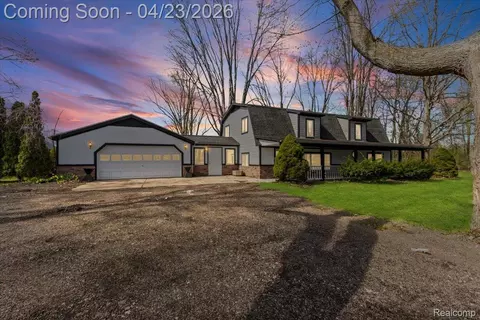 47339 Jefferson Ave, Chesterfield, MI 48047