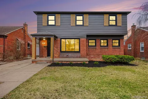 327 Normandy Rd, Royal Oak, MI 48073