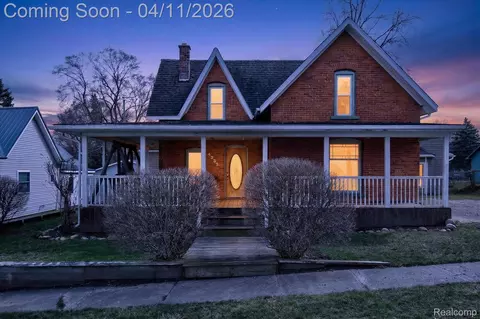 4235 Vine St, Brown City, MI 48416