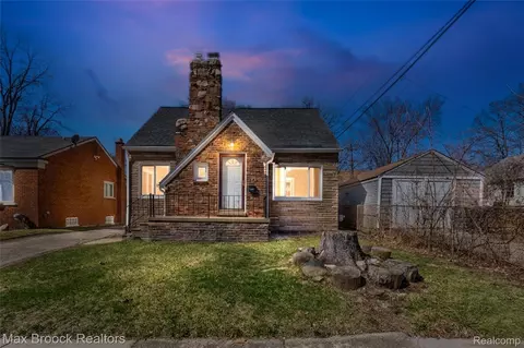 169 Dwight Ave, Pontiac, MI 48341