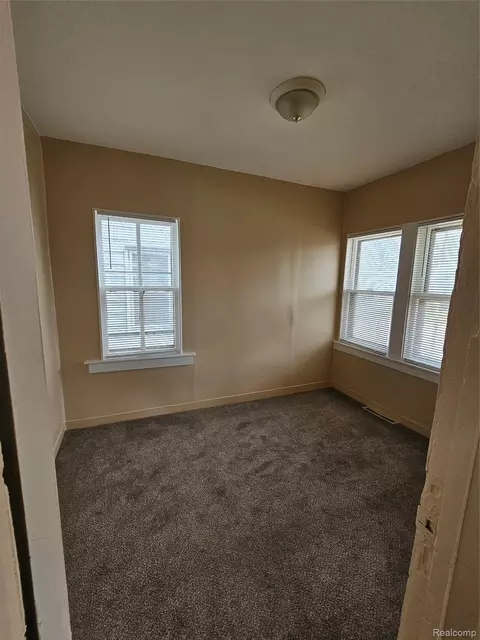 Bedroom - 8033 Jackson Ave, Warren, MI 48089 photo 2 of 2