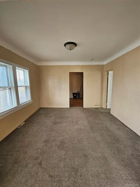Living - 8033 Jackson Ave, Warren, MI 48089 photo 1 of 1