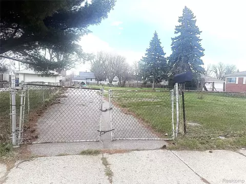 24820 Wagner Ave, Warren, MI 48089