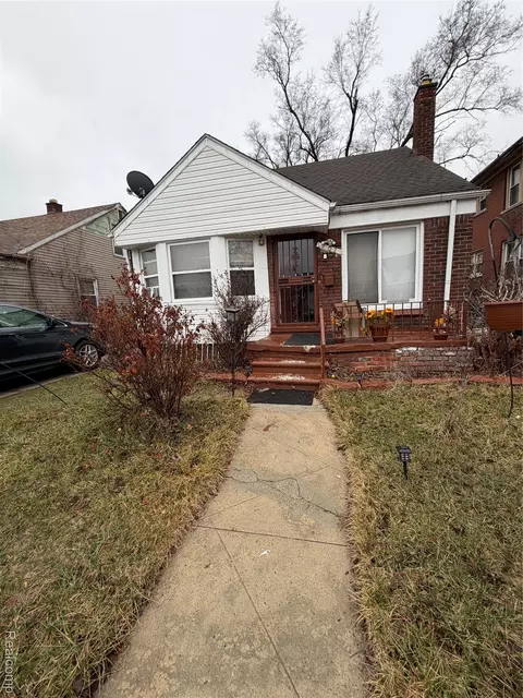 15021 Petoskey Ave, Detroit, MI 48238