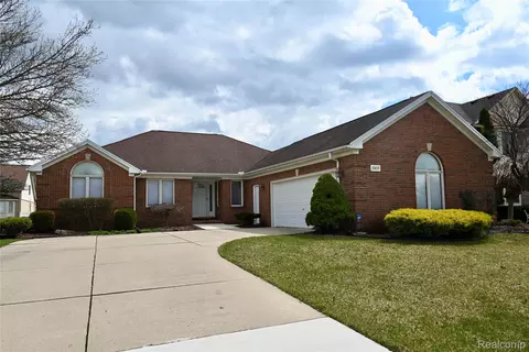 13433 Mulberry Trl, Taylor, MI 48180