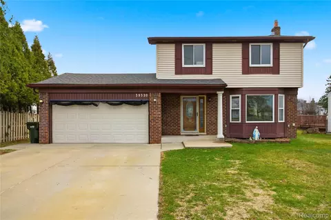 39320 Hyland Dr, Sterling Heights, MI 48310