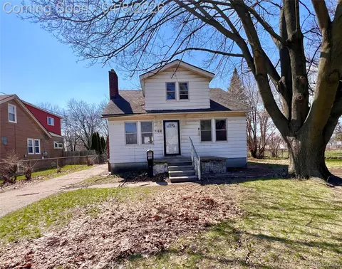 3168 Berkshire Ave, Warren, MI 48091