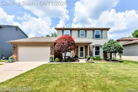42486 Saltz Rd, Canton, MI 48187