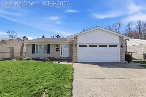 32967 Hampshire St, Westland, MI 48185