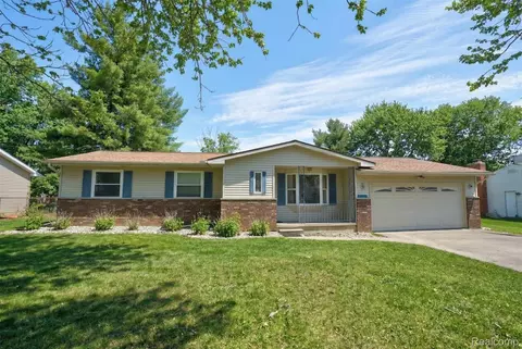 5411 Squire Ln, Flint, MI 48506
