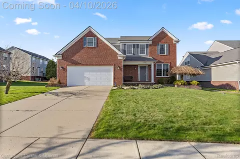 57858 Cider Mill Dr, Lyon, MI 48165