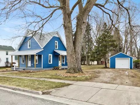 35930 Washington St, Richmond, MI 48062