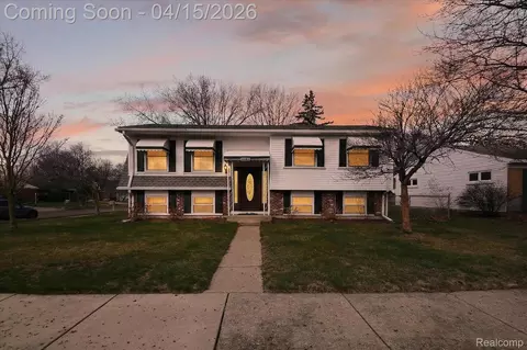 9187 N Sheldon Rd, Plymouth, MI 48170