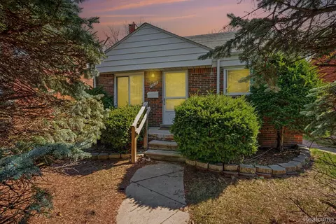 19928 Pierson St, Detroit, MI 48219