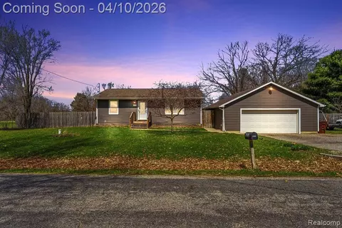 2131 Ewers Rd, Ingham, MI 48819