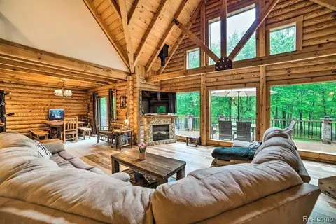 Living - 4380 Donnely Rd, Leoni, MI 49201 photo 1 of 5