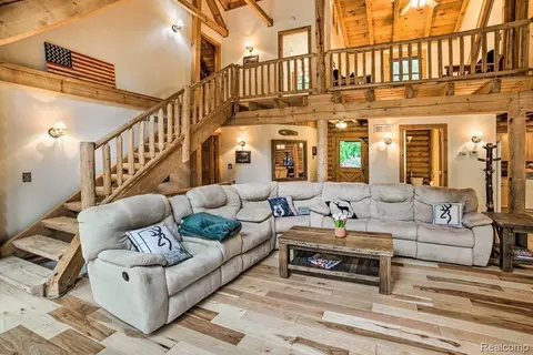 Living - 4380 Donnely Rd, Leoni, MI 49201 photo 3 of 5