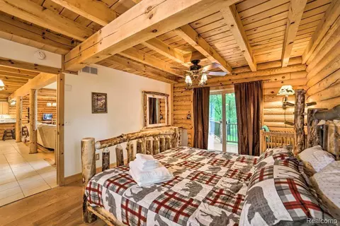 Bedroom - 4380 Donnely Rd, Leoni, MI 49201 photo 1 of 9