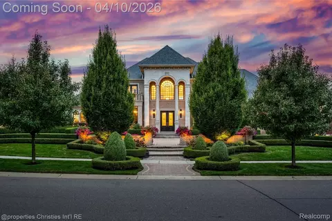 48923 Veneto Dr, Northville, MI 48167
