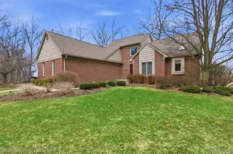 12170 Shaffer Rd, Springfield, MI 48350