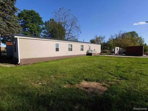 121 S Haskins St, Boon, MI 49618