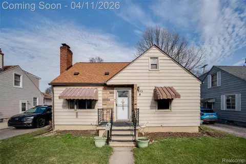 605 S Lynch St, Flint, MI 48503