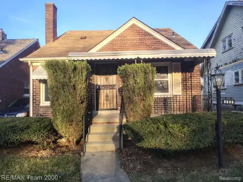 8088 Ohio St, Detroit, MI 48204