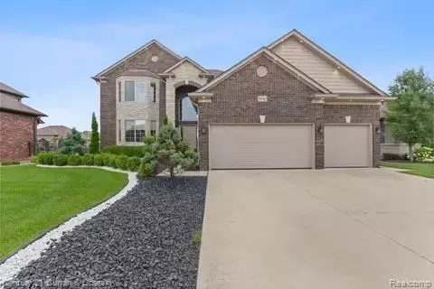 56742 Clearstone Dr, Macomb, MI 48042