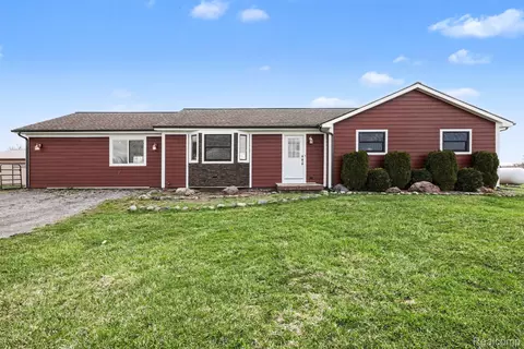 4624 Breen Rd, Emmett, MI 48022