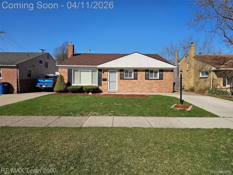 8035 Donna St, Westland, MI 48185
