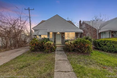 7816 Fielding St, Detroit, MI 48228