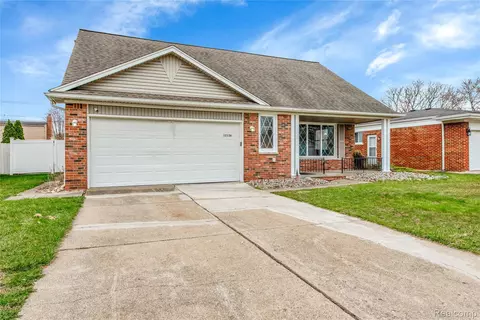 12136 Brougham Dr, Sterling Heights, MI 48312