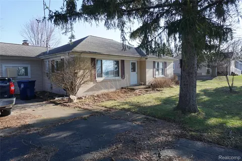 4145 Janes Rd, Buena Vista, MI 48601
