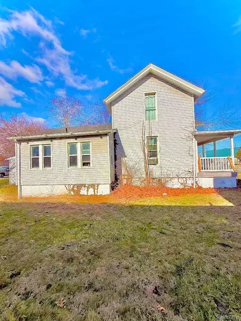 35449 Clinton St, Wayne, MI 48184 photo 6