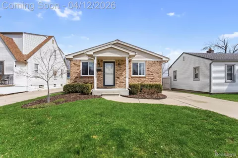 14771 Poplar St, Southgate, MI 48195
