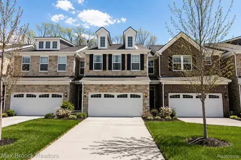40115 Premier Dr #22, Plymouth, MI 48170