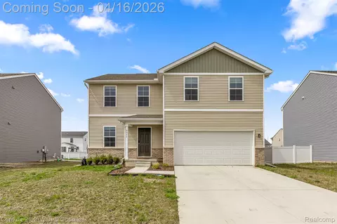 9053 Sandstone Dr, Newport, MI 48166