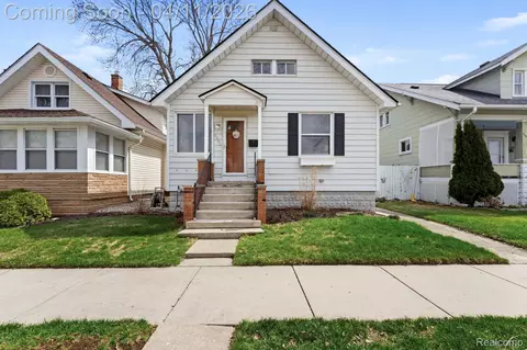 2343 3rd St, Trenton, MI 48183